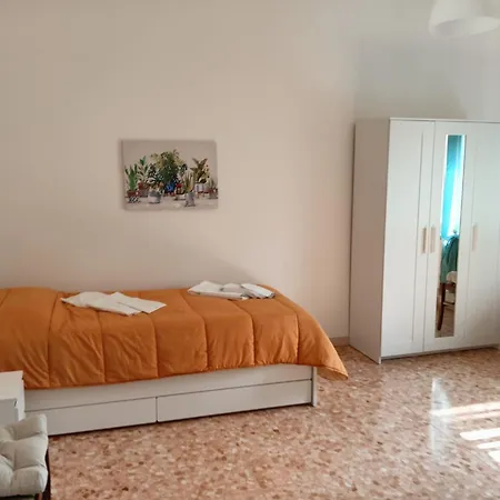 La Di Zio Claudio A - 6 Posti Letto